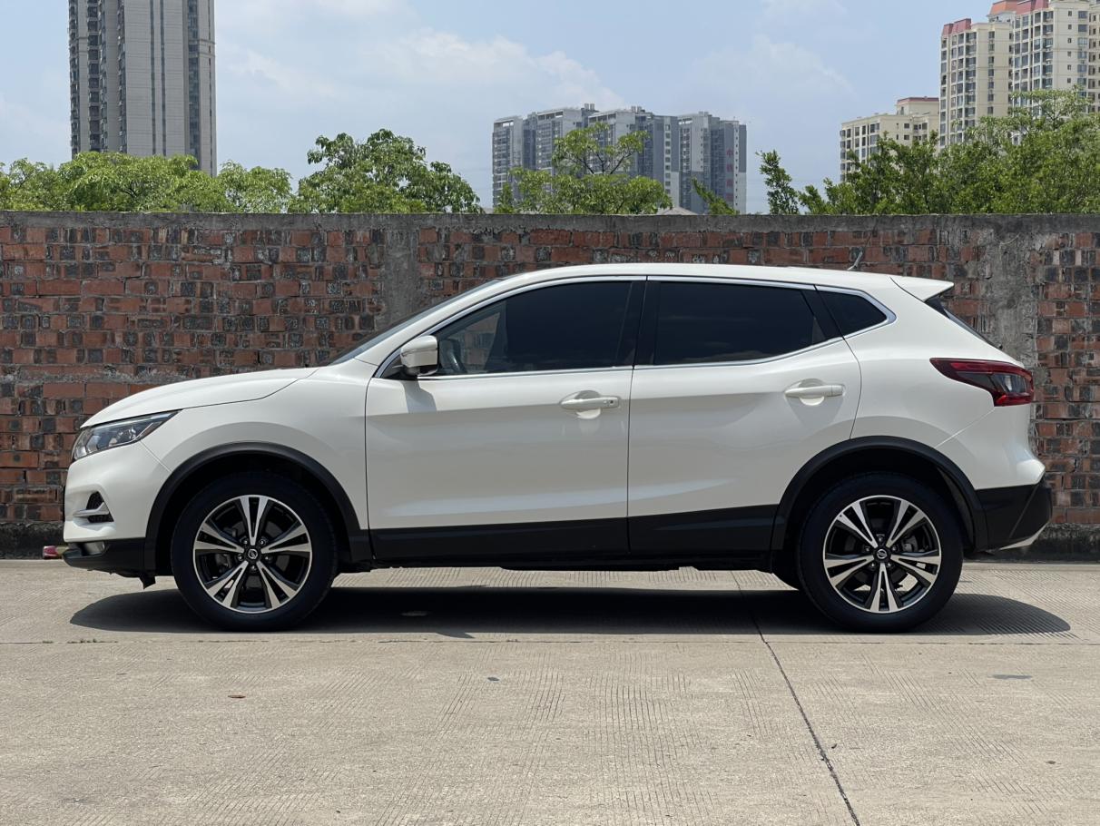 Nissan Qashqai+2 2021 thumb 2