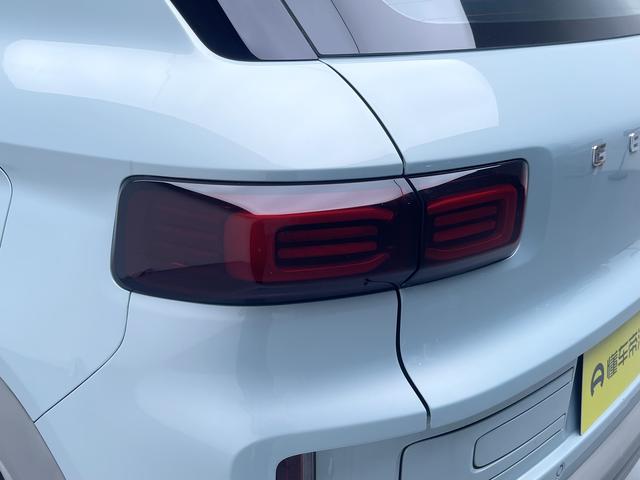 Geely Icon 2023 thumb 11