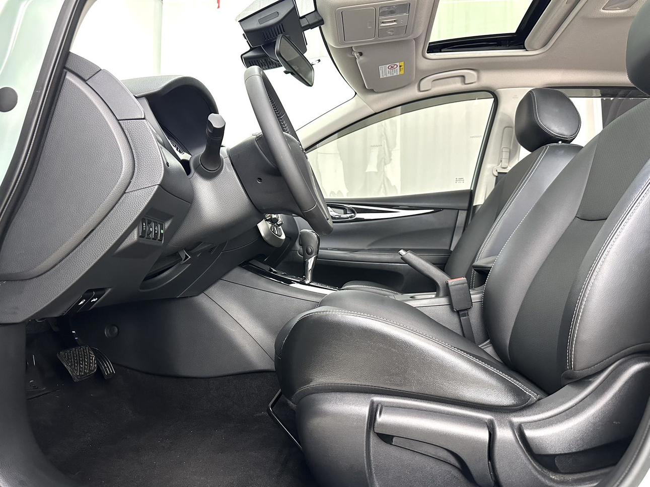 Nissan Tiida 2023 thumb 12