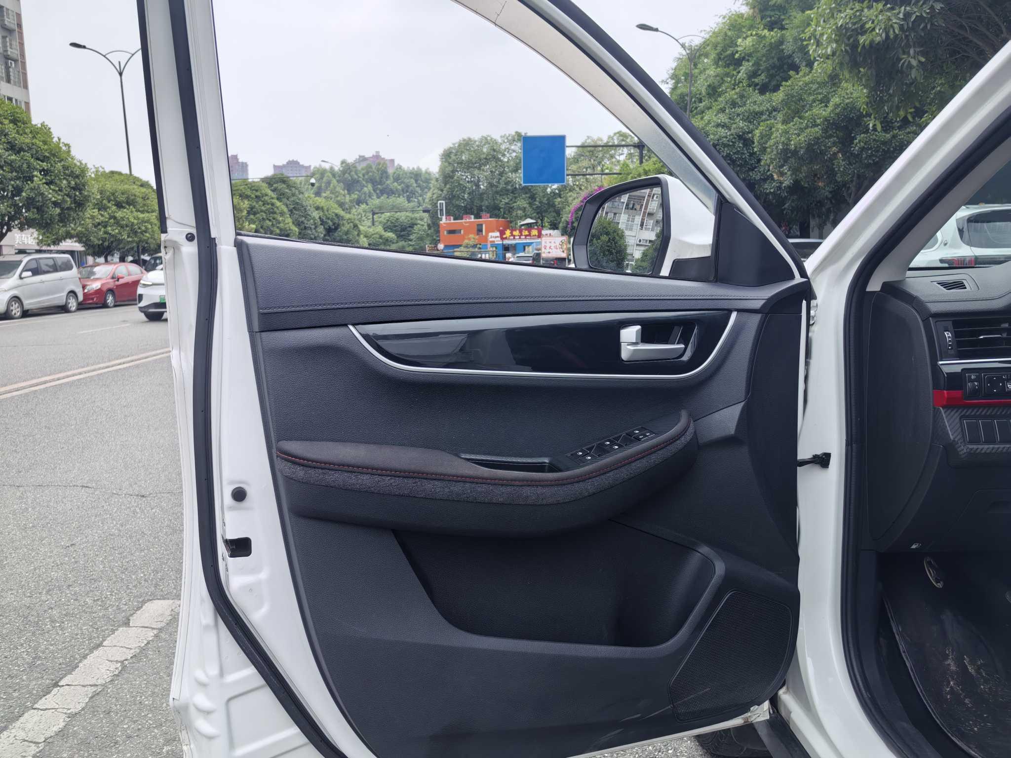 Dongfeng Fengxing T5 2021 thumb 8