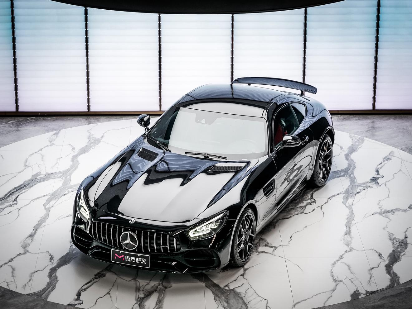 Mercedes-Benz AMG GT 2019 thumb 4