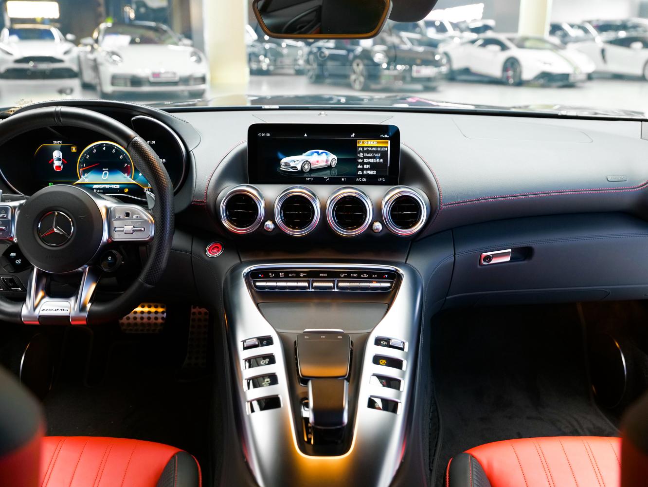 Mercedes-Benz AMG GT 2019 thumb 12