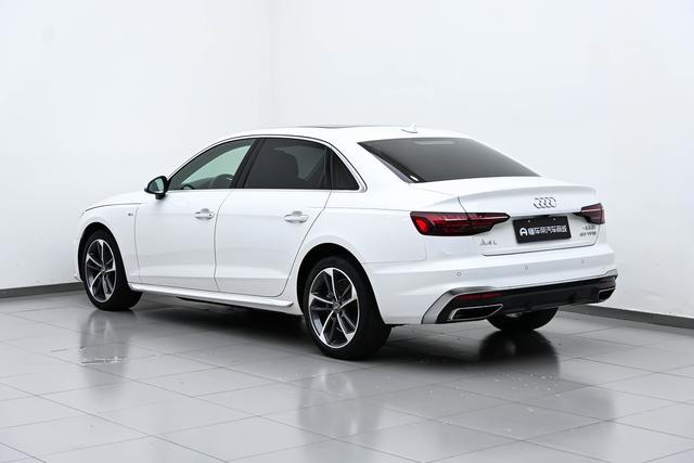 Audi A4 2020 thumb 3