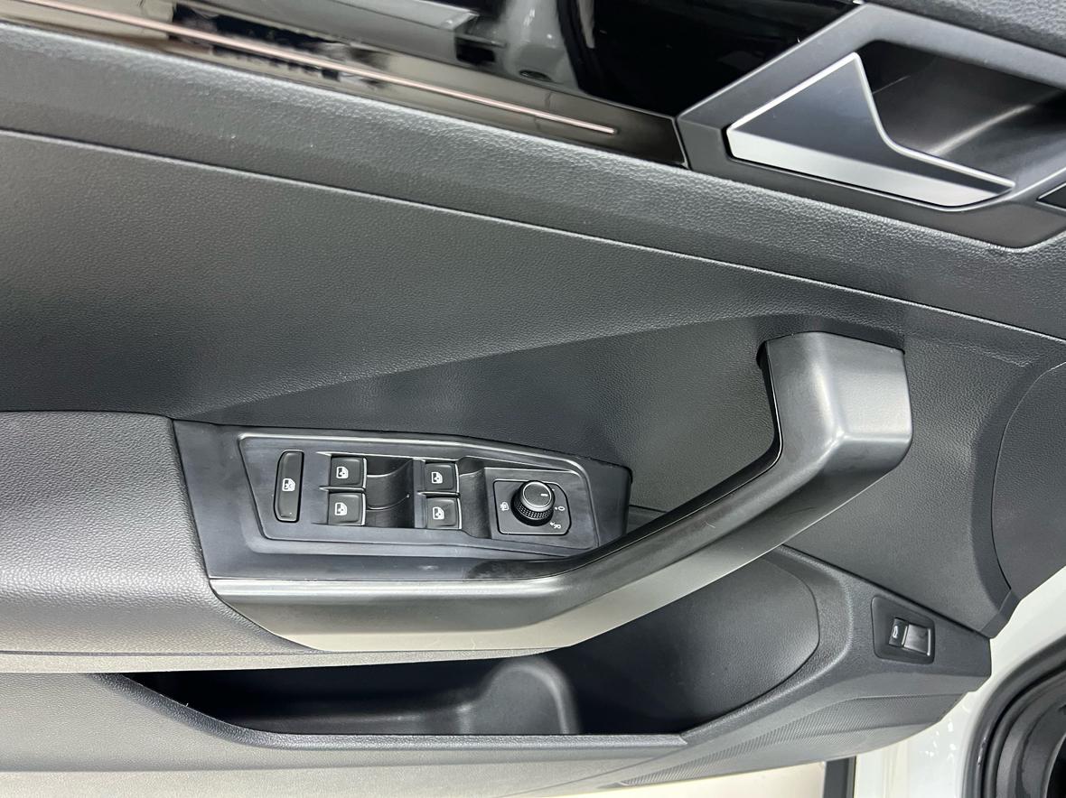 Volkswagen T-Roc 2022 thumb 5