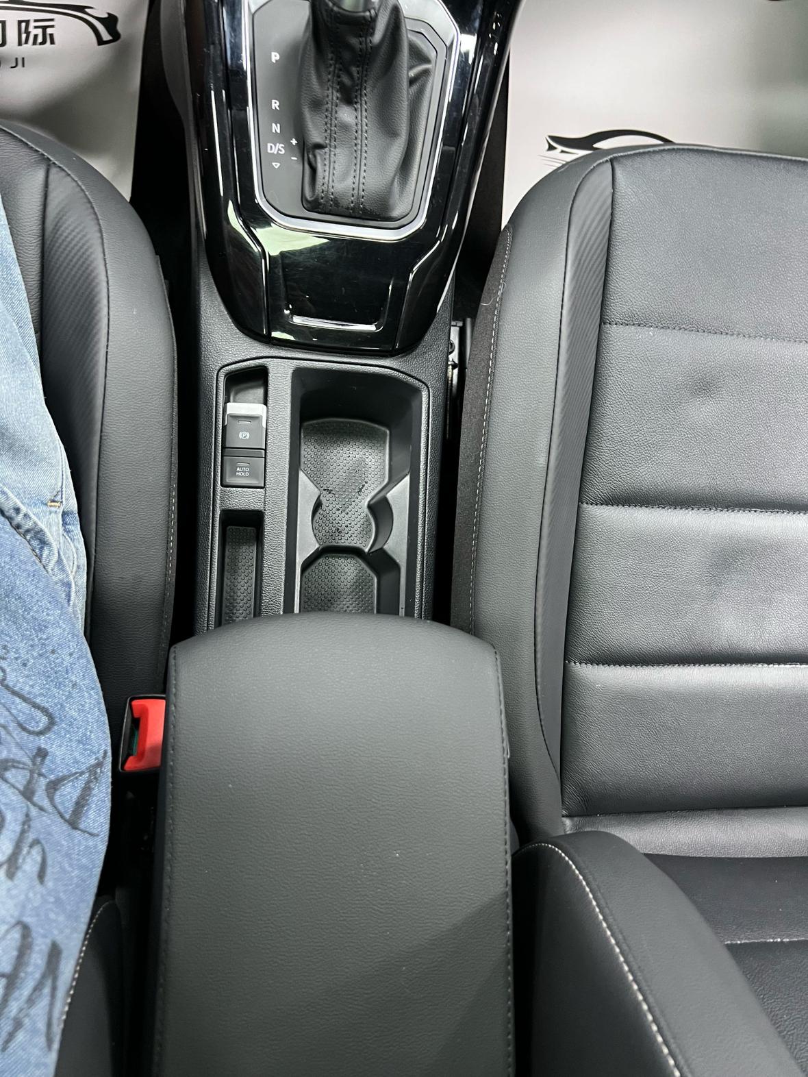 Volkswagen T-Roc 2022 thumb 8