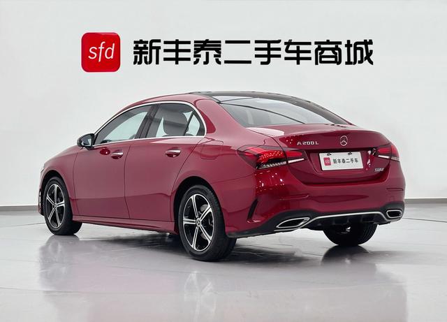 Mercedes-Benz A-Класс 2022 thumb 2