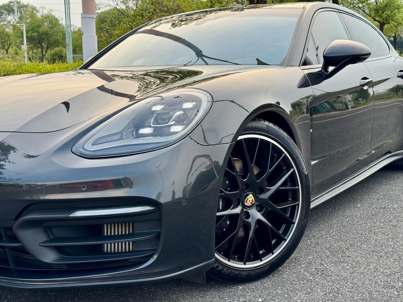 Porsche Panamera 2023 thumb 12