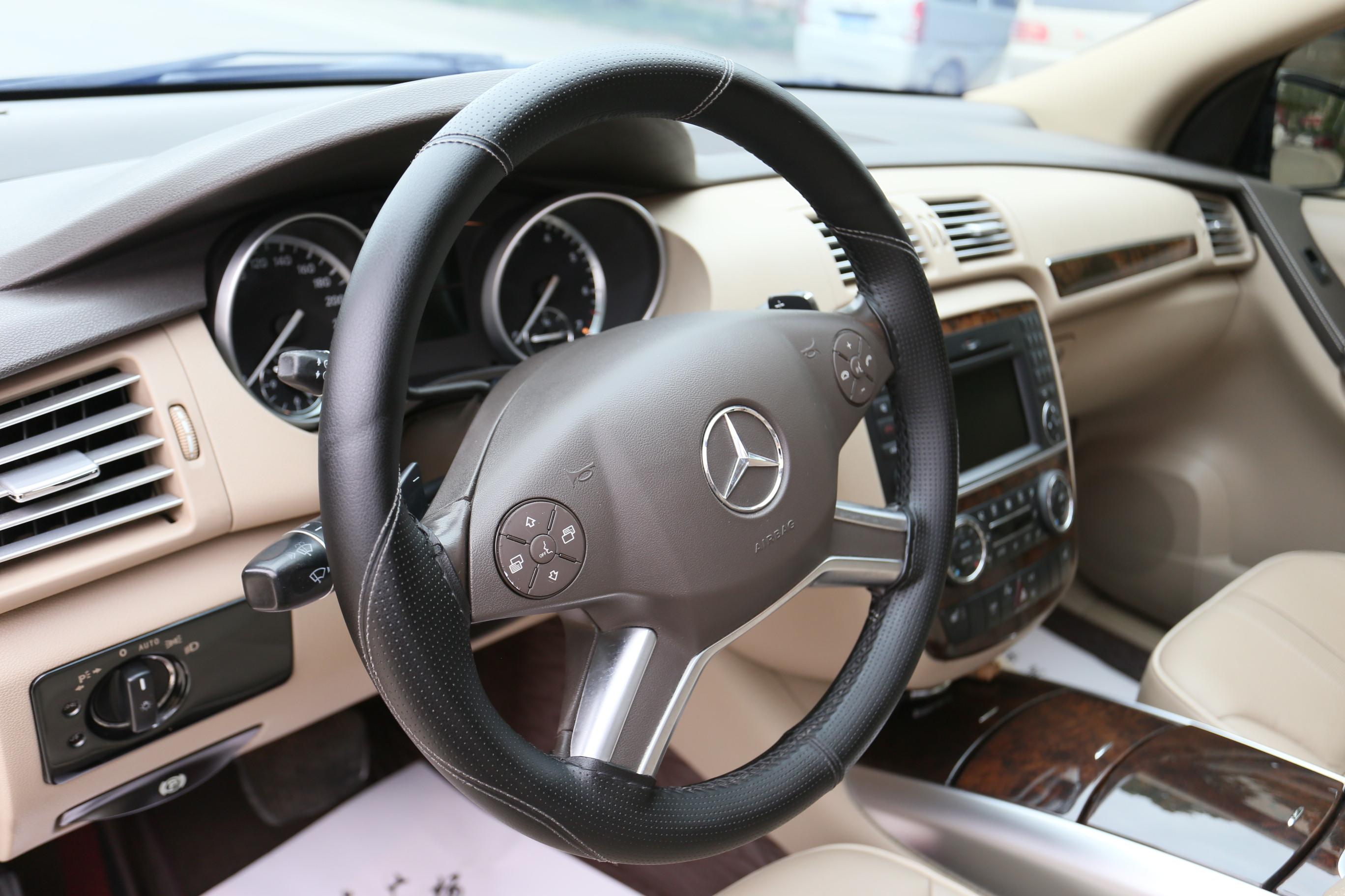 Mercedes-Benz R-Класс 2011 thumb 9