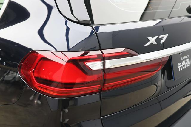 BMW X7 2021 thumb 7