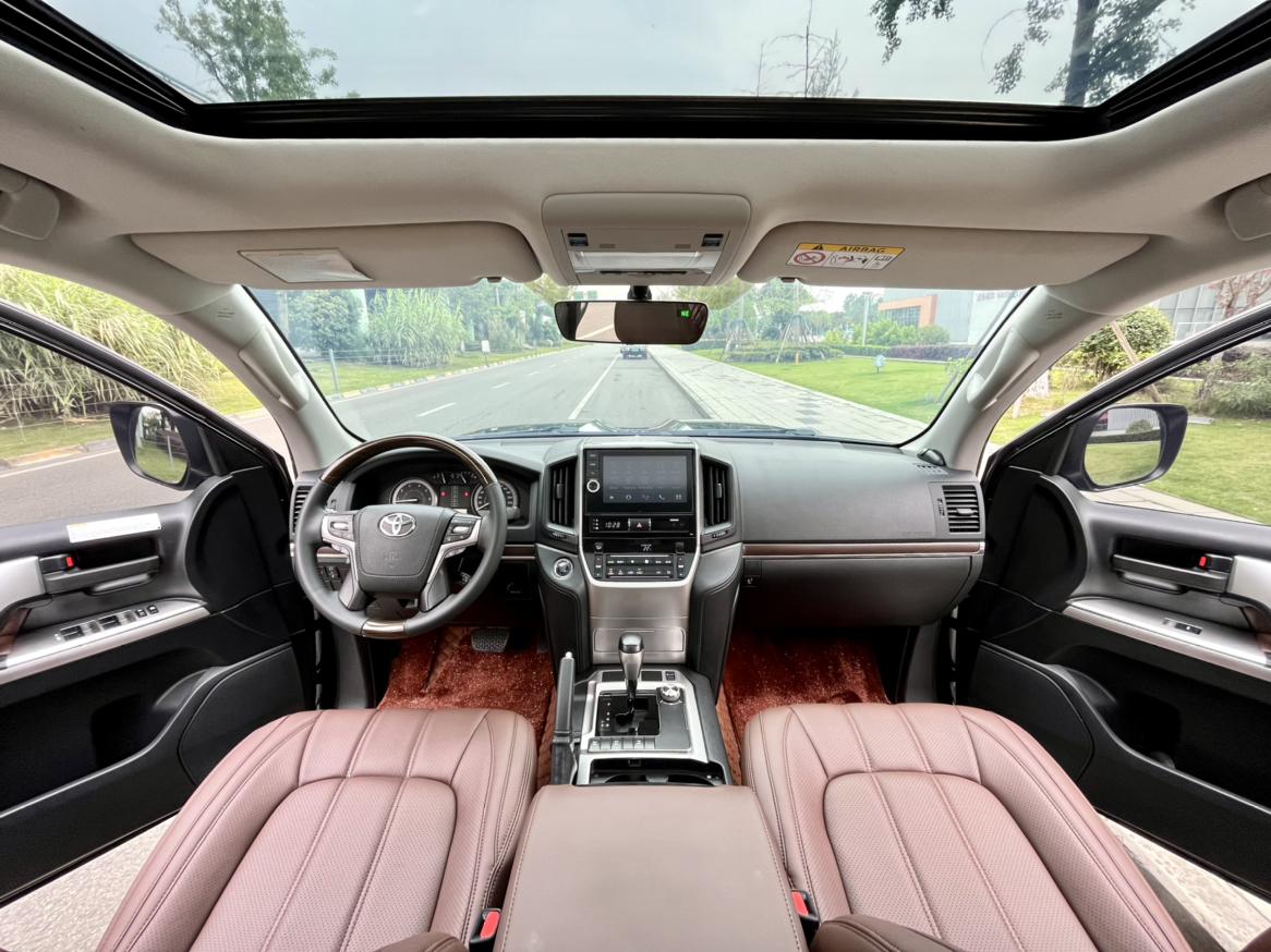Toyota Land Cruiser 2019 thumb 7