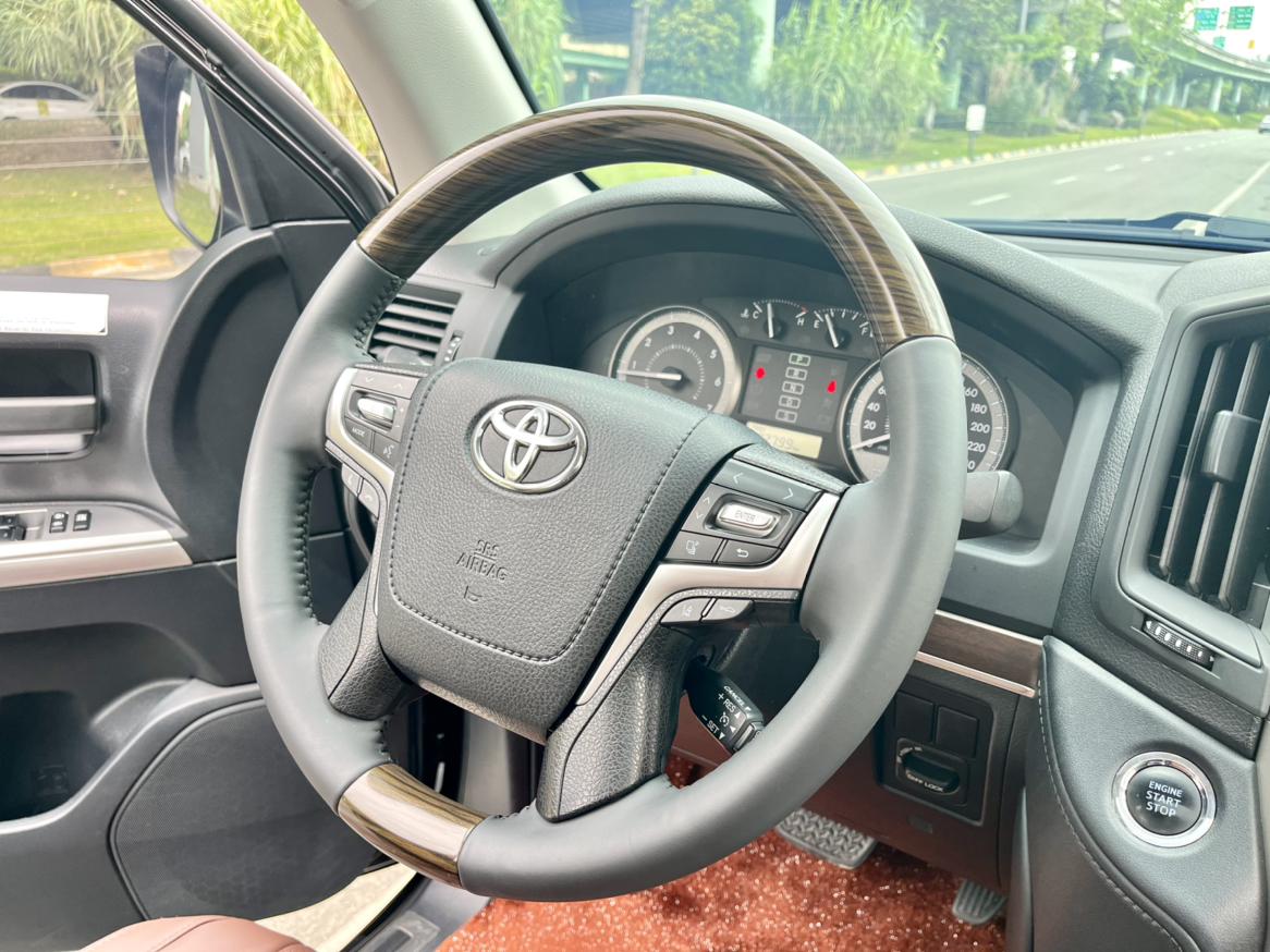 Toyota Land Cruiser 2019 thumb 10