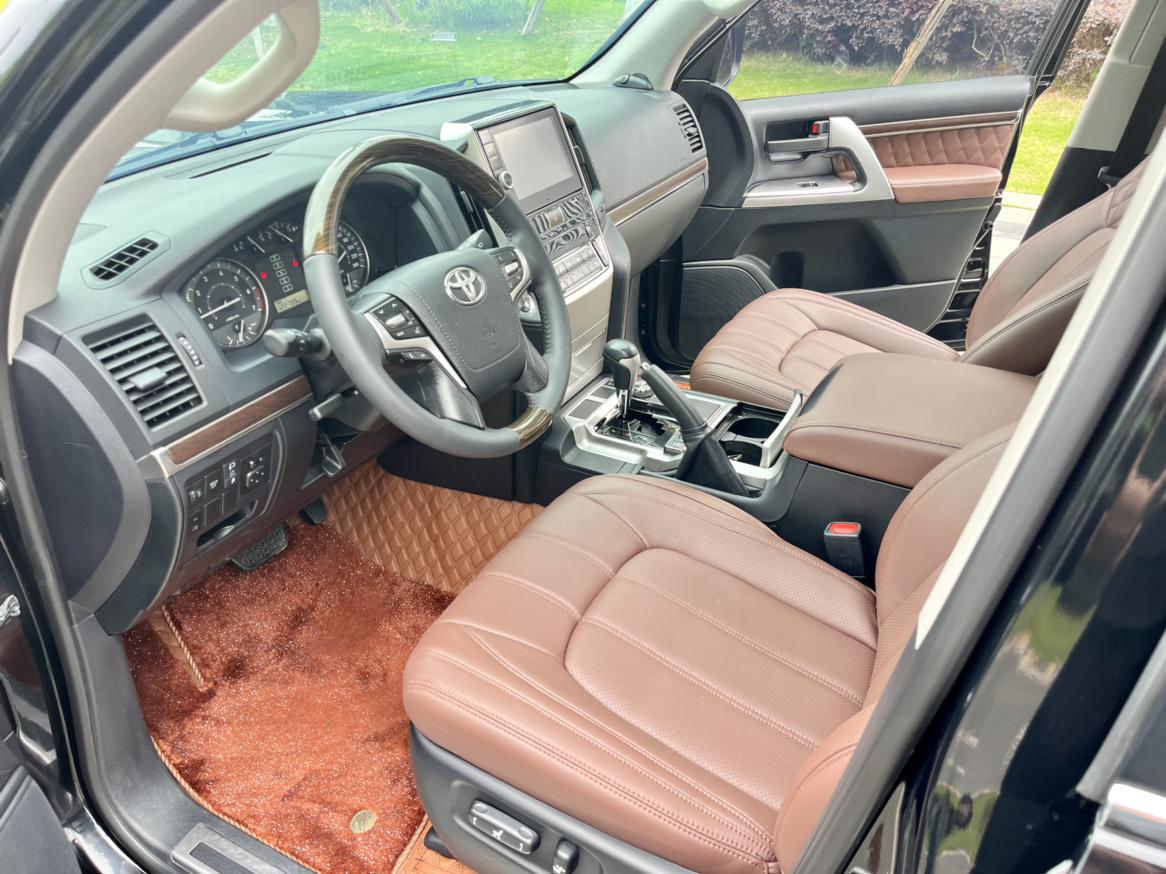 Toyota Land Cruiser 2019 thumb 12