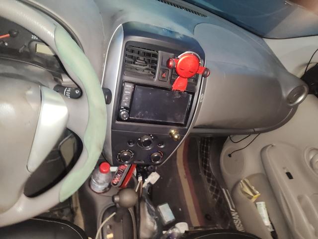 Nissan Sunny 2016 thumb 6
