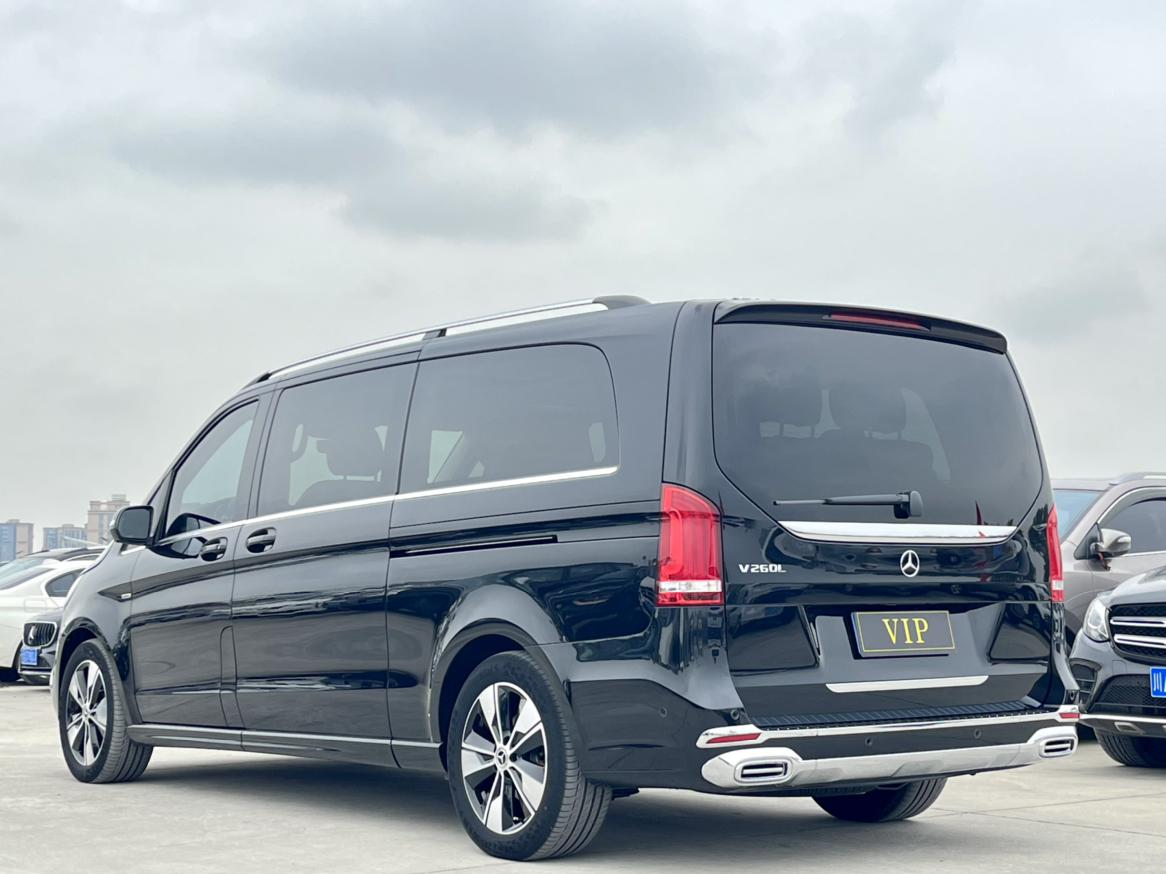 Mercedes-Benz V-Класс 2022 thumb 2