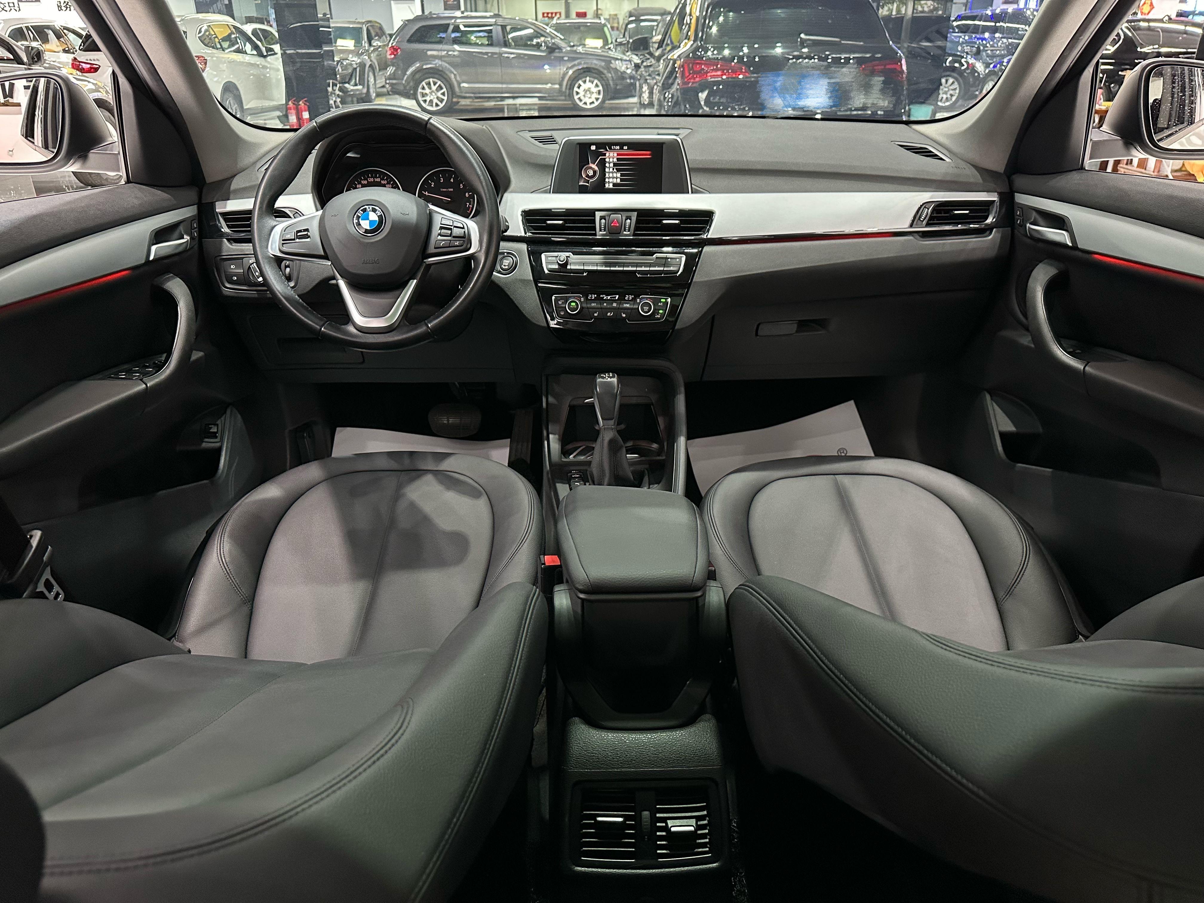 BMW X1 2016 thumb 11