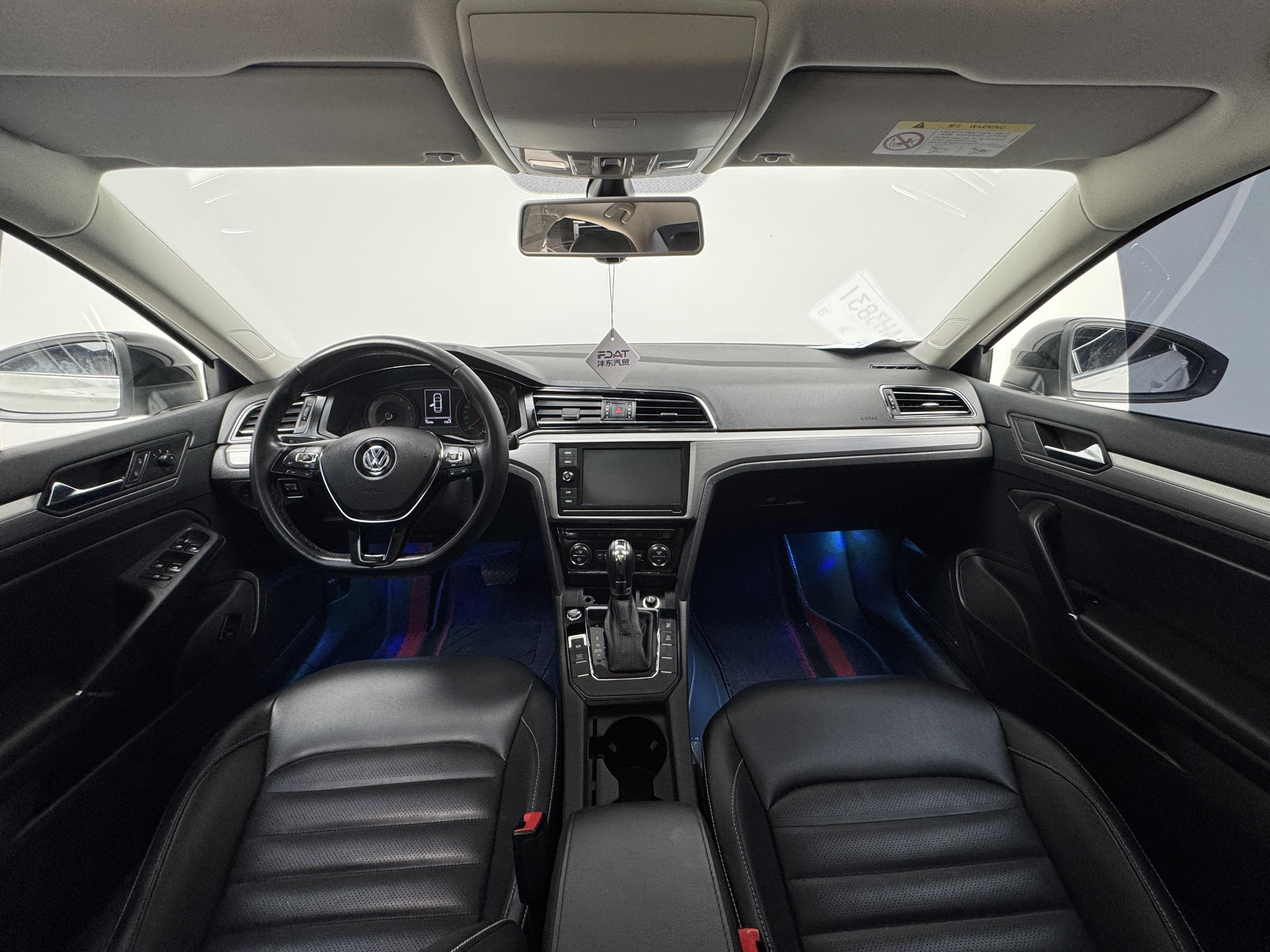 Volkswagen Lamando 2019 thumb 10