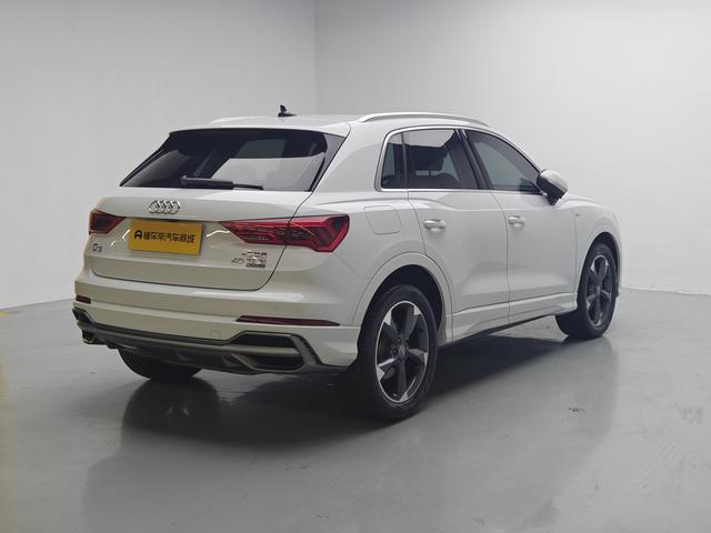 Audi Q3 2019 thumb 5