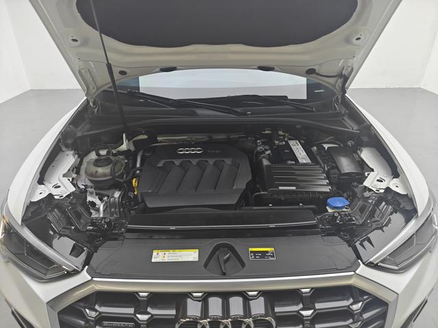 Audi Q3 2019 thumb 8