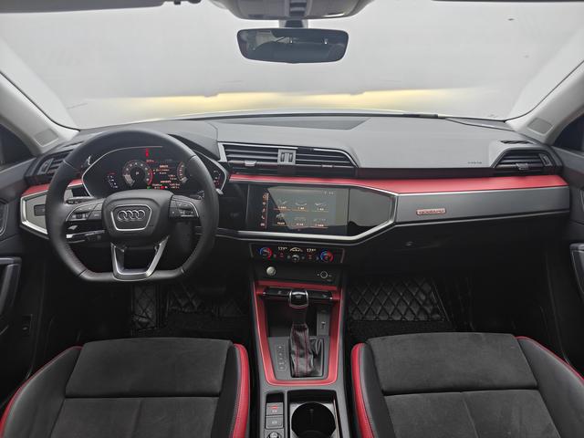 Audi Q3 2019 thumb 12