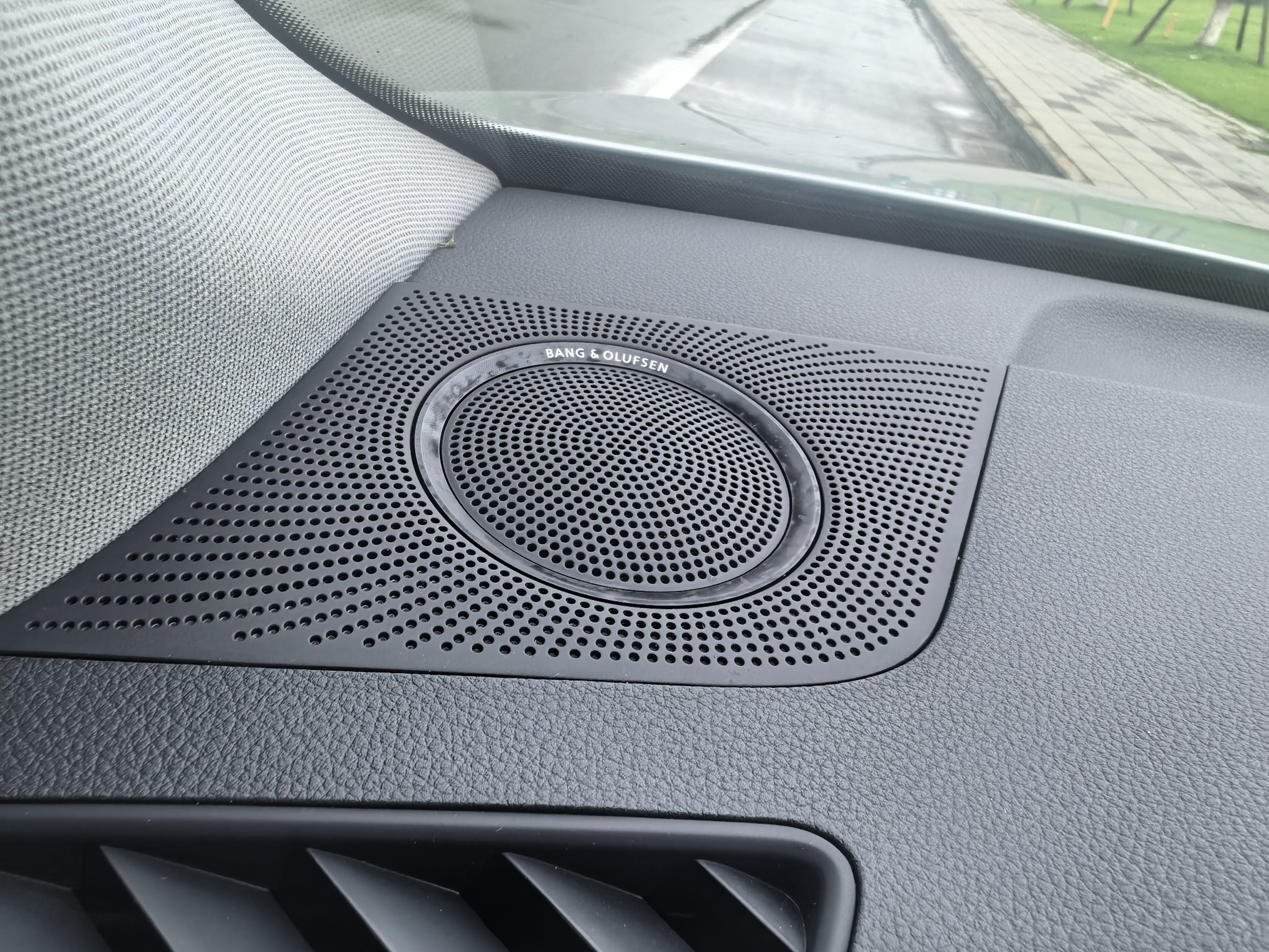 Audi Q5 2015 thumb 7