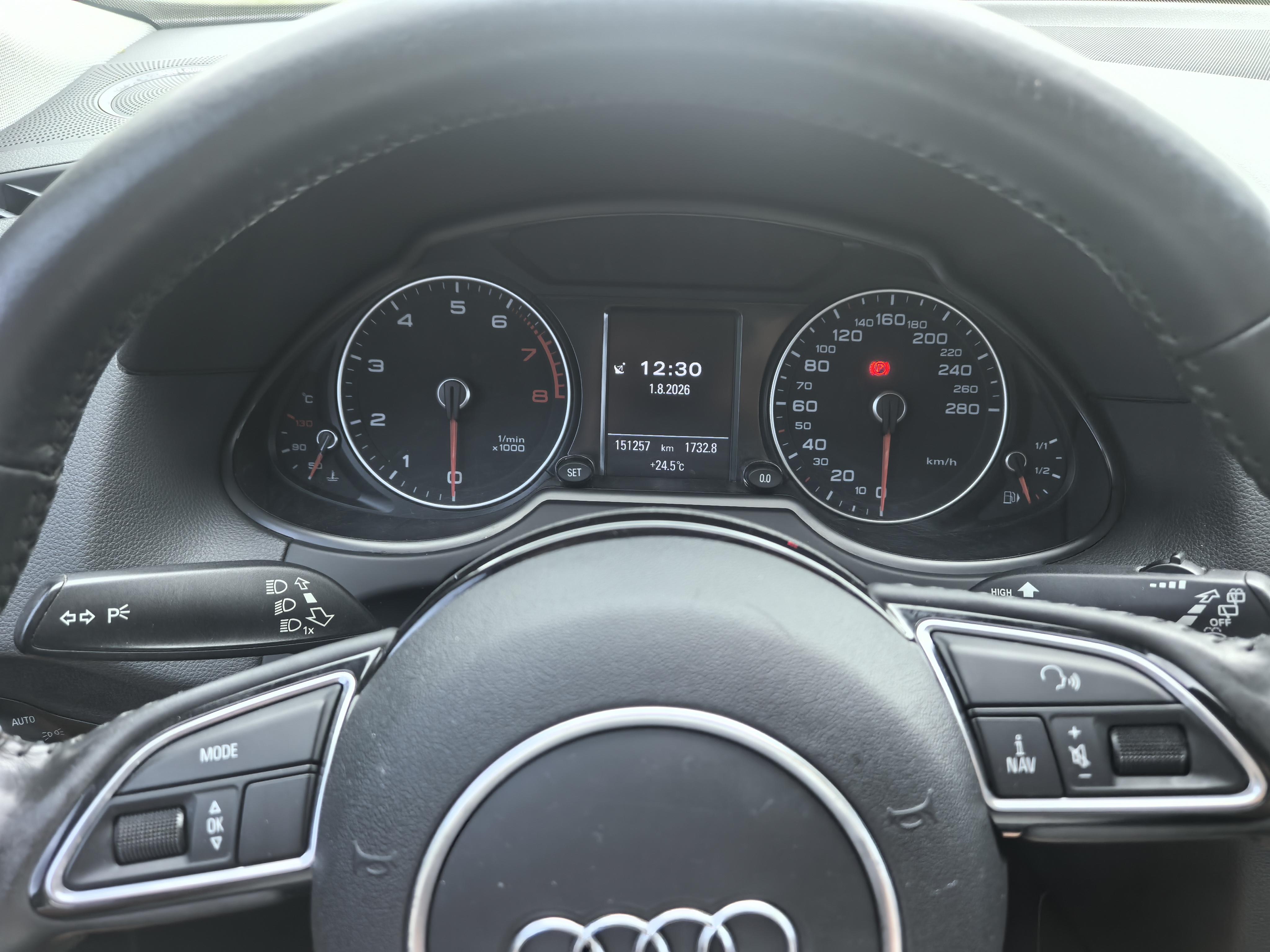 Audi Q5 2015 thumb 11