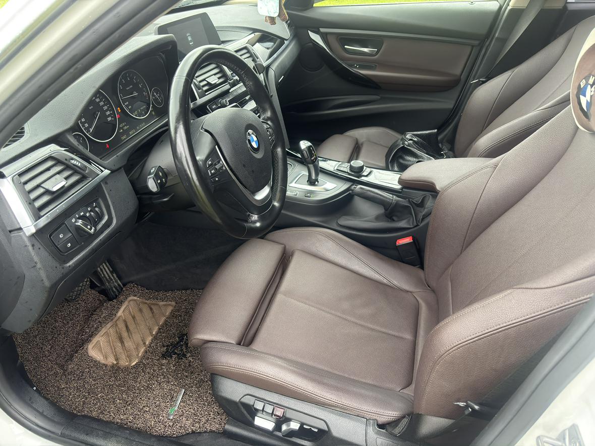 BMW 3 серии 2018 thumb 6