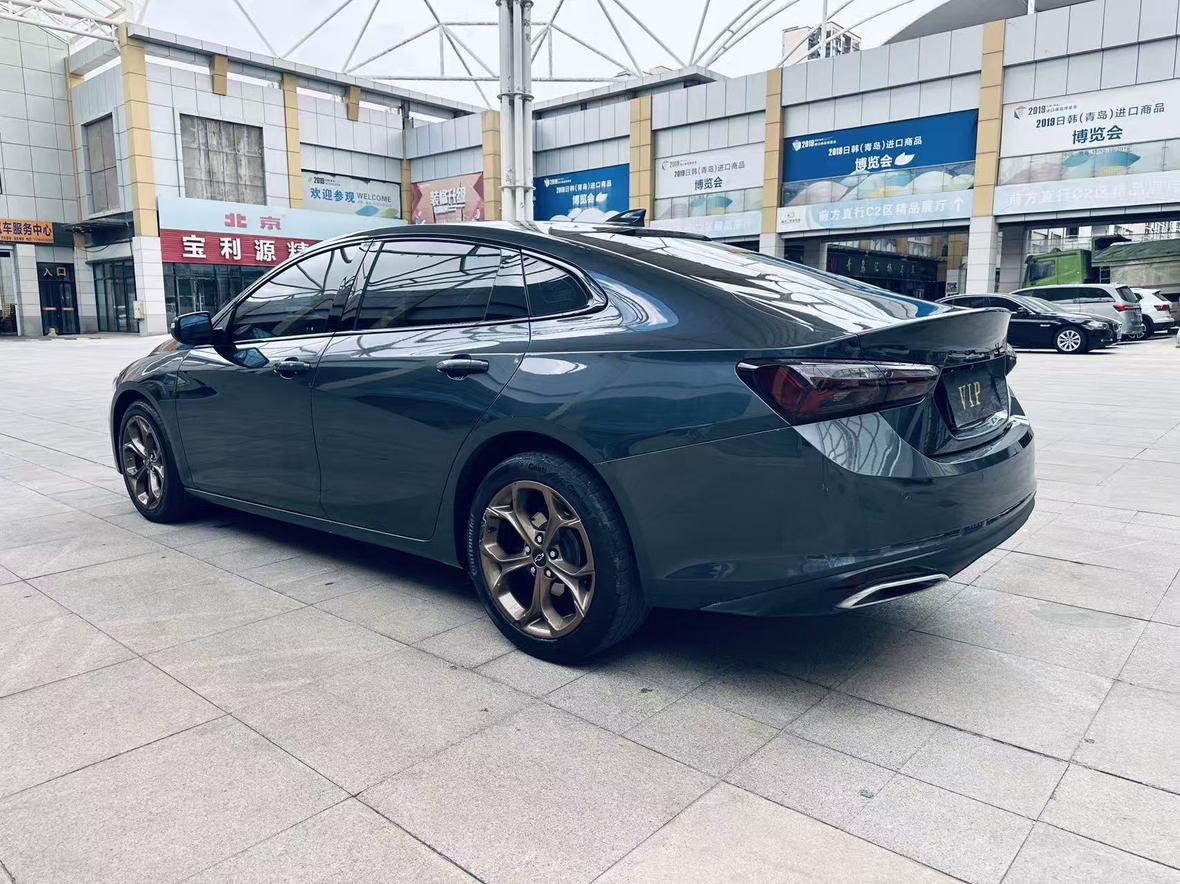 Chevrolet Malibu 2022 thumb 2