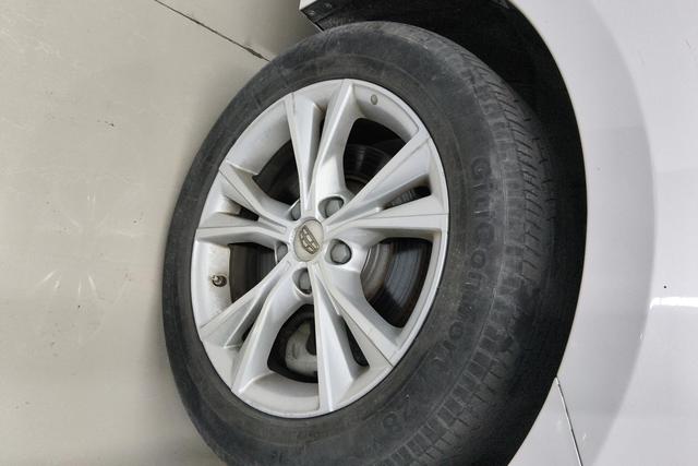 Geely Borui 2018 thumb 9