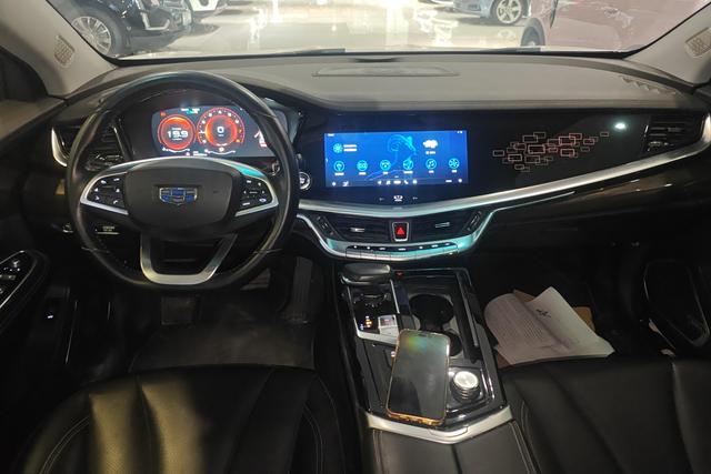 Geely Borui 2018 thumb 10