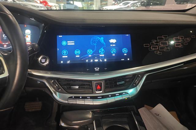 Geely Borui 2018 thumb 11