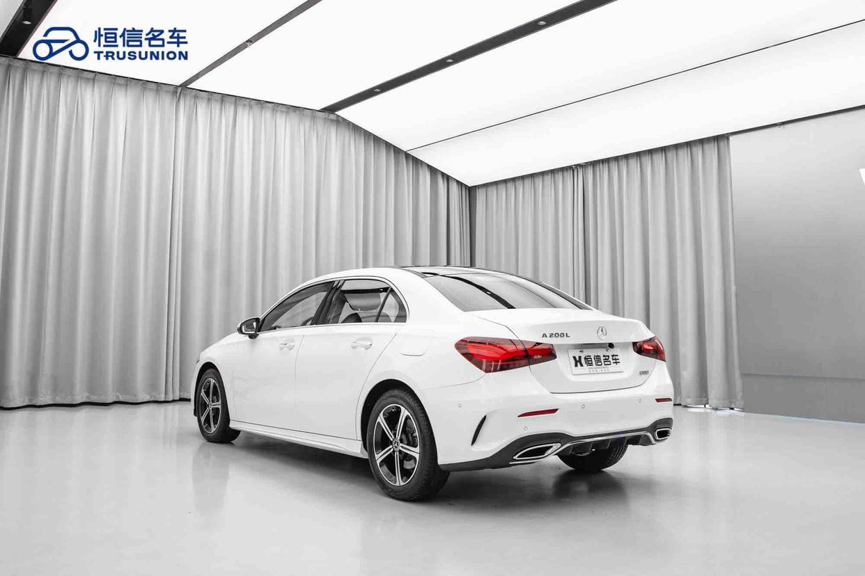 Mercedes-Benz A-Класс 2024 thumb 2
