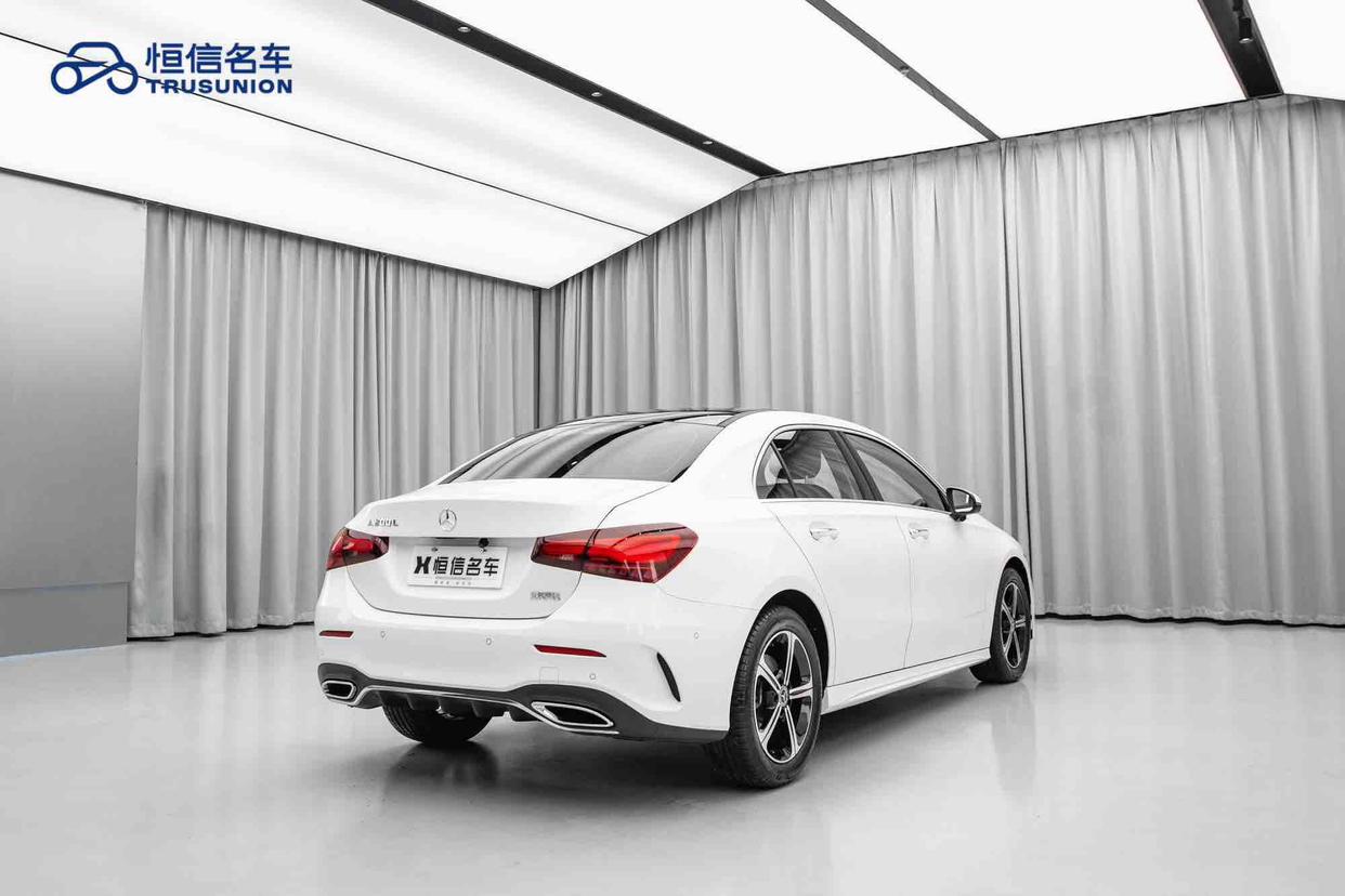 Mercedes-Benz A-Класс 2024 thumb 4