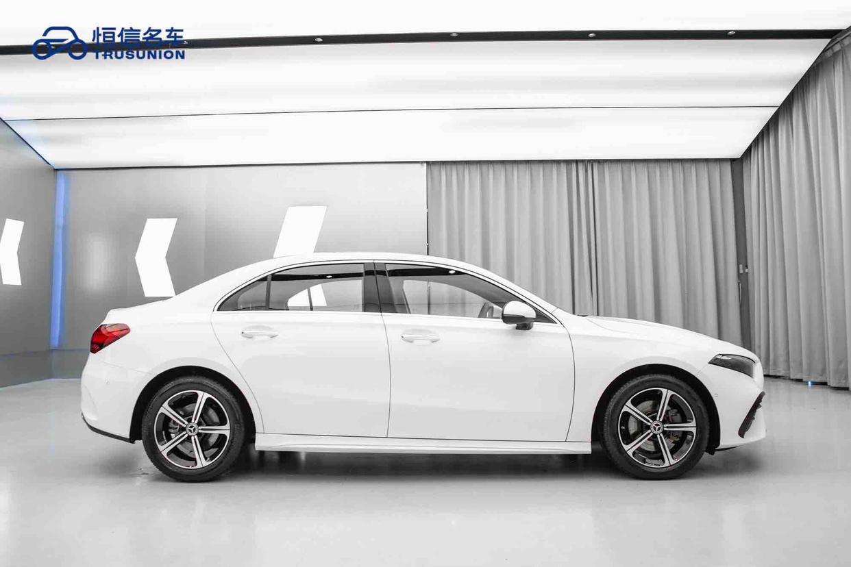 Mercedes-Benz A-Класс 2024 thumb 5