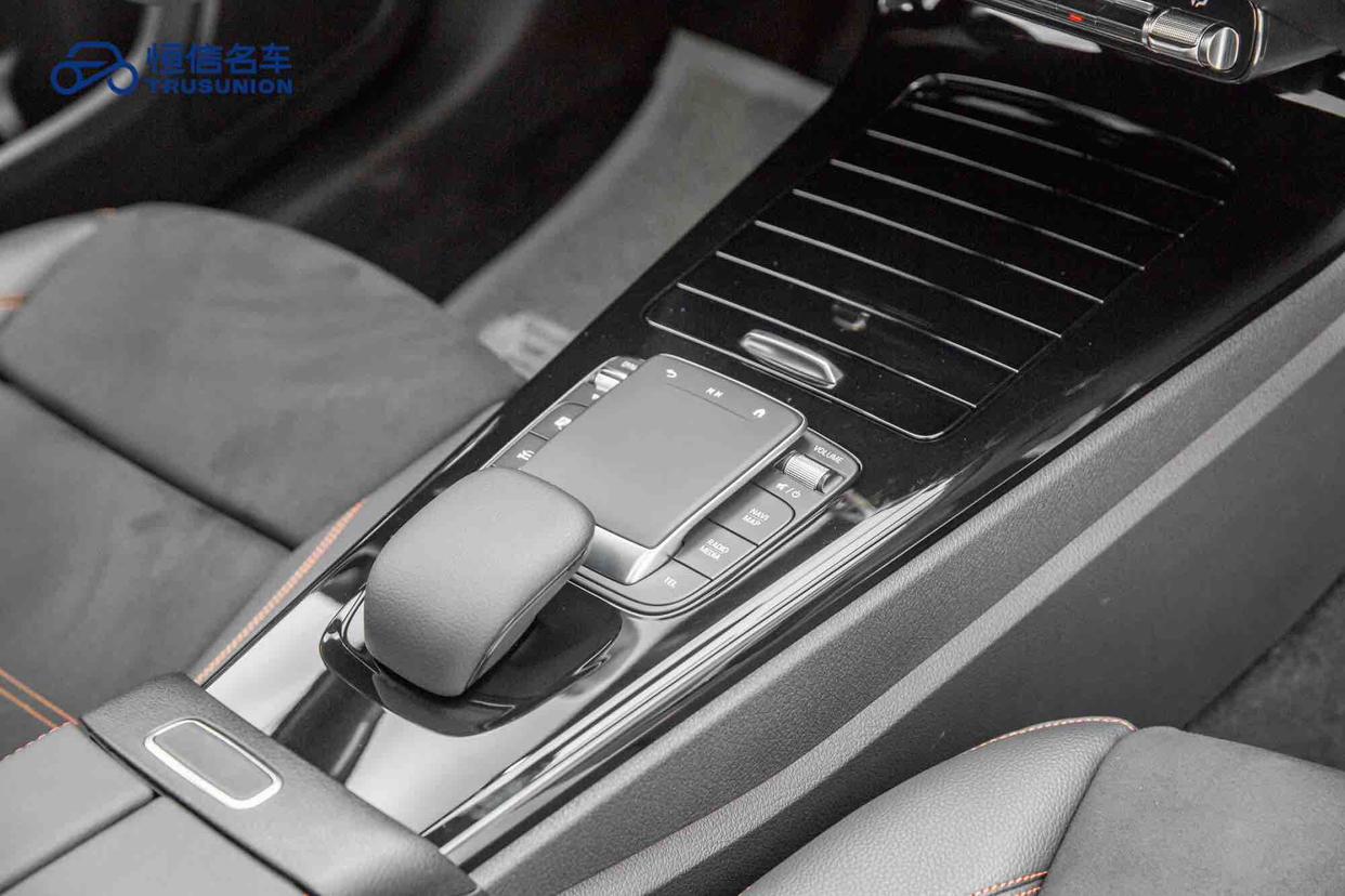 Mercedes-Benz A-Класс 2024 thumb 9