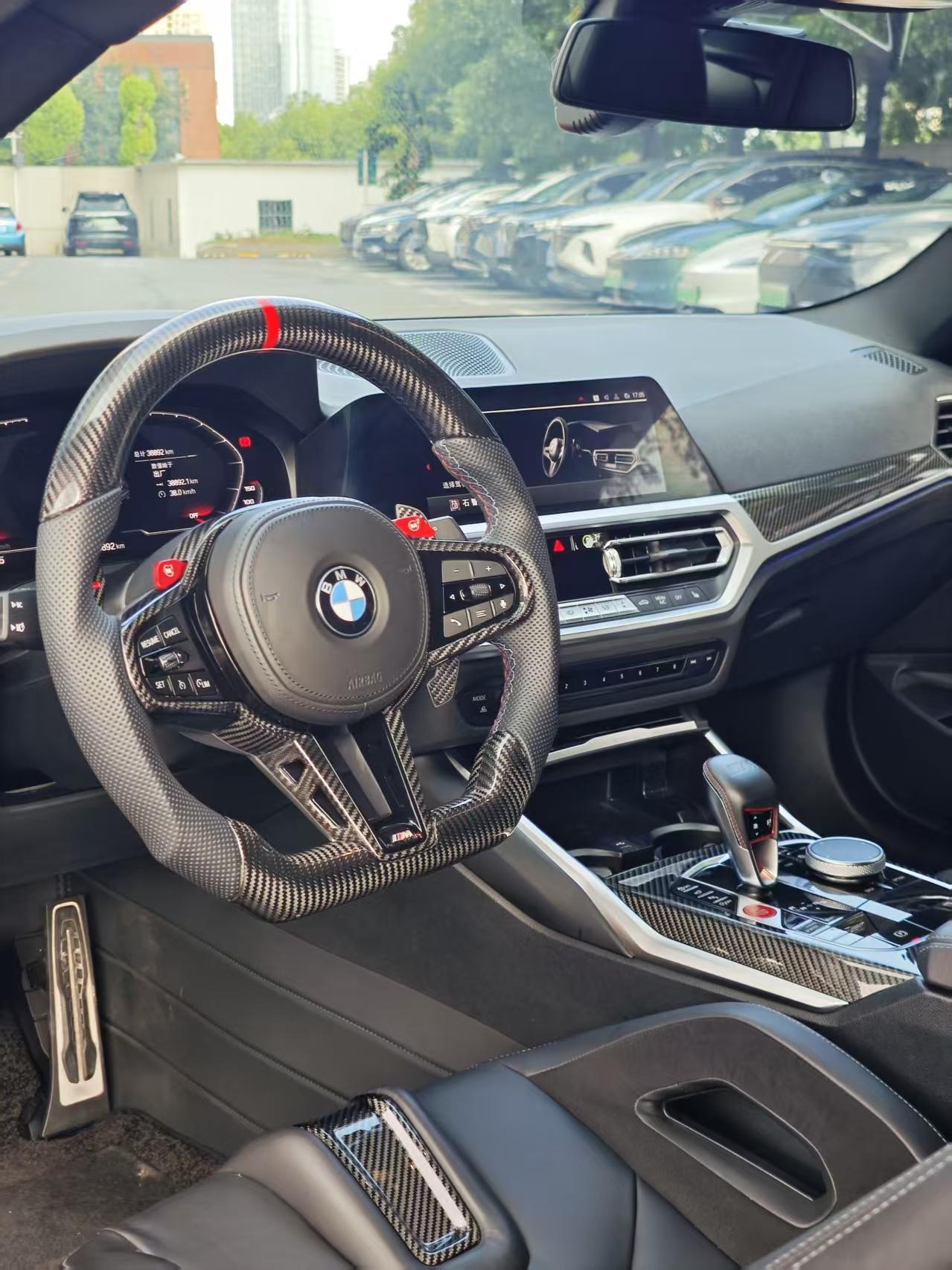 BMW M4 2022 thumb 8