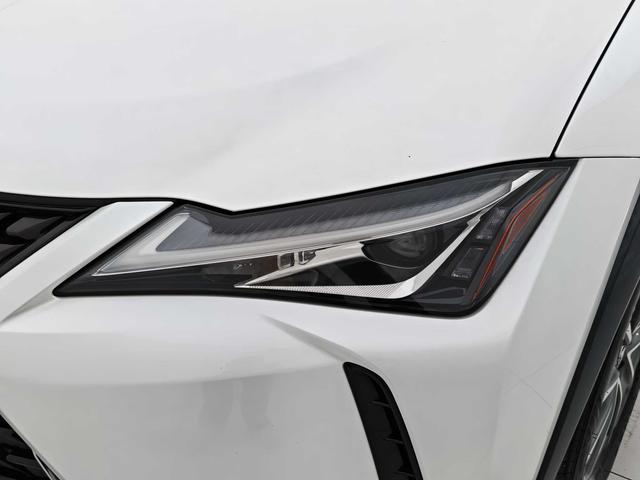 Lexus UX 2020 thumb 10