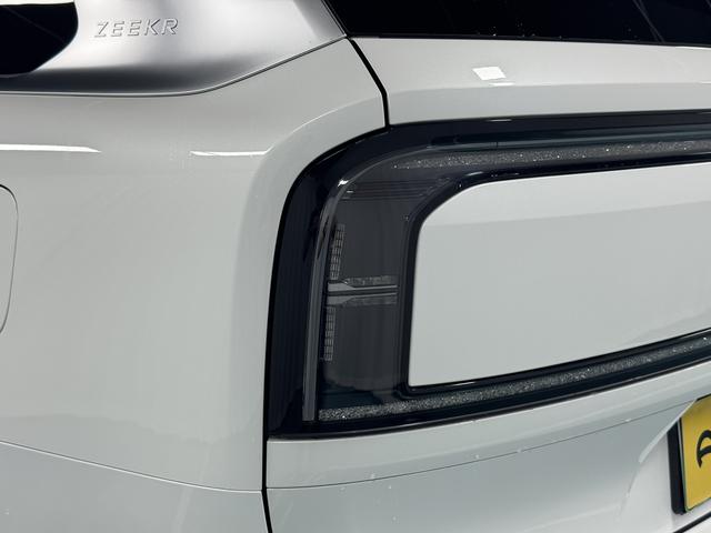 Zeekr 9X 2025 thumb 11