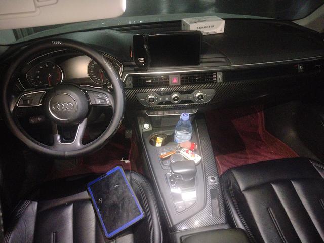 Audi A4 2018 thumb 3