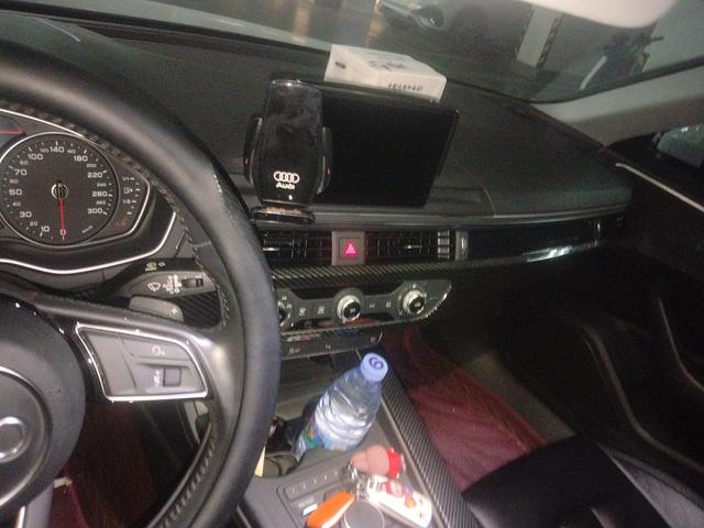 Audi A4 2018 thumb 6