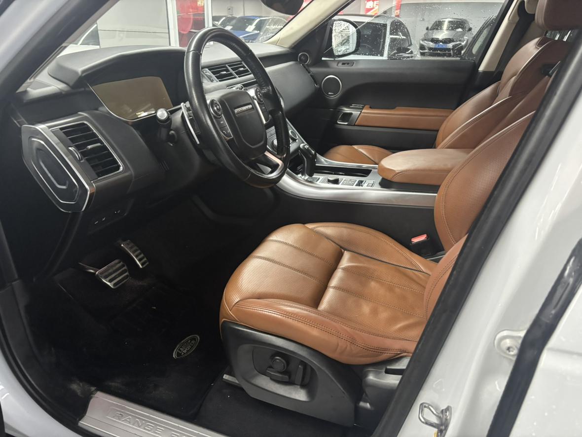 Land Rover Range Rover Sport 2017 thumb 11