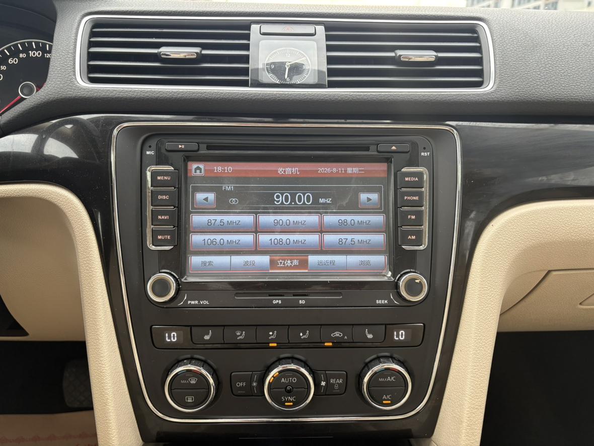 Volkswagen Passat (North America and China) 2014 thumb 5