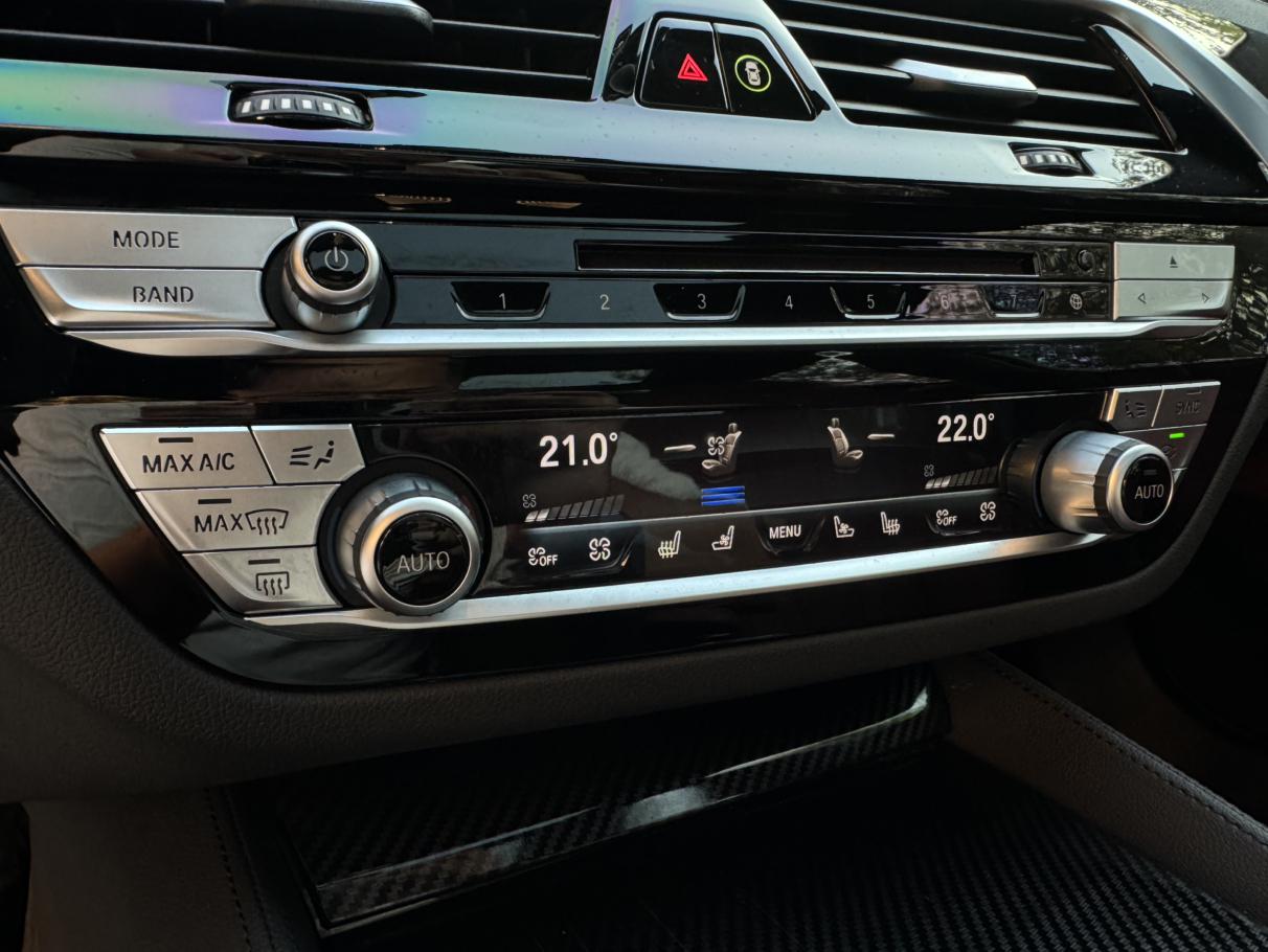 BMW 5 серии 2019 thumb 6