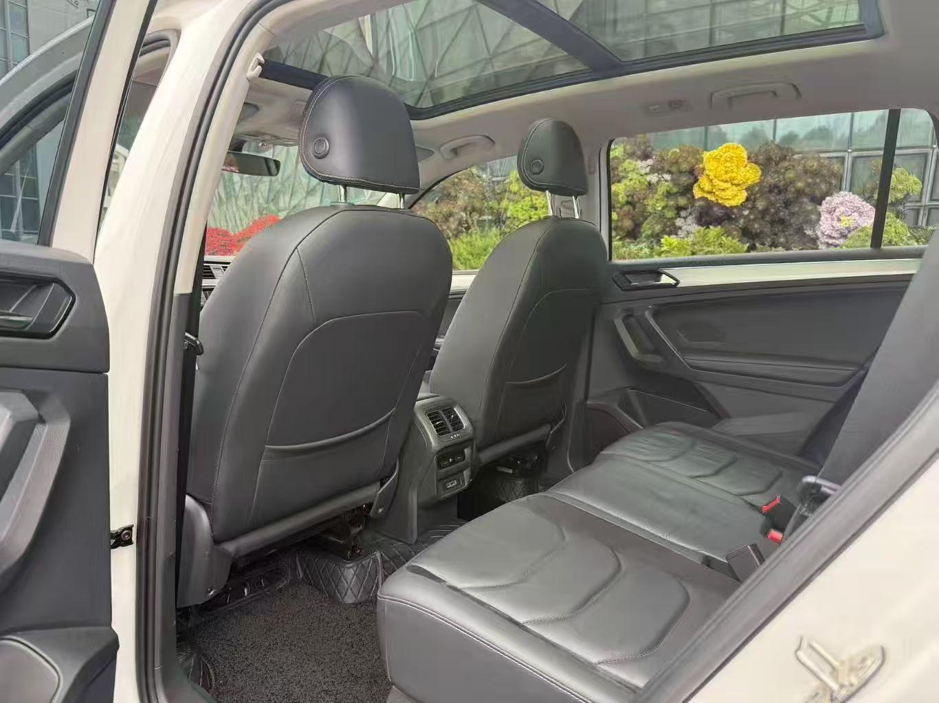 Volkswagen Tiguan 2018 thumb 7