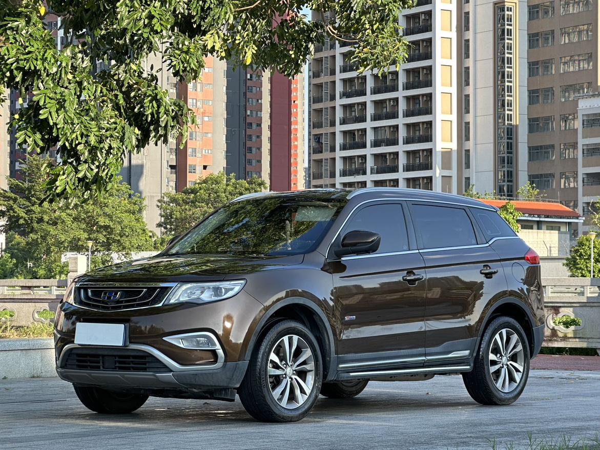 Geely Boyue 2016 thumb 8