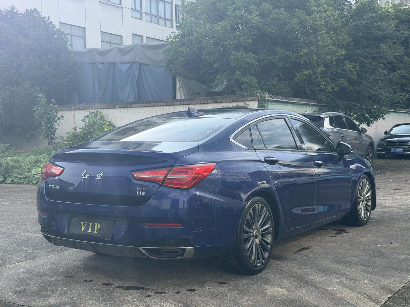 Hongqi H5 2019 thumb 4