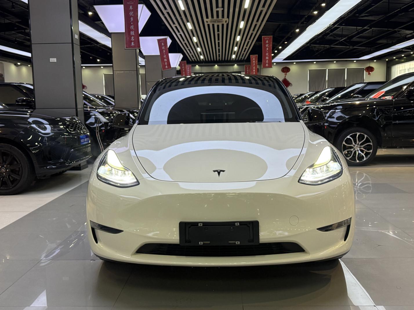 Tesla Model Y 2021 thumb 11