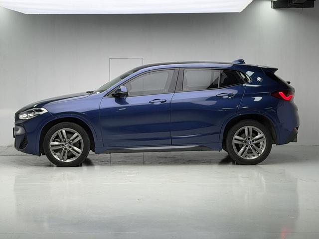 BMW X2 2021 thumb 2