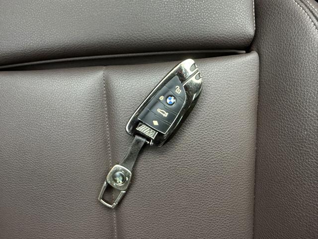 BMW X2 2021 thumb 9