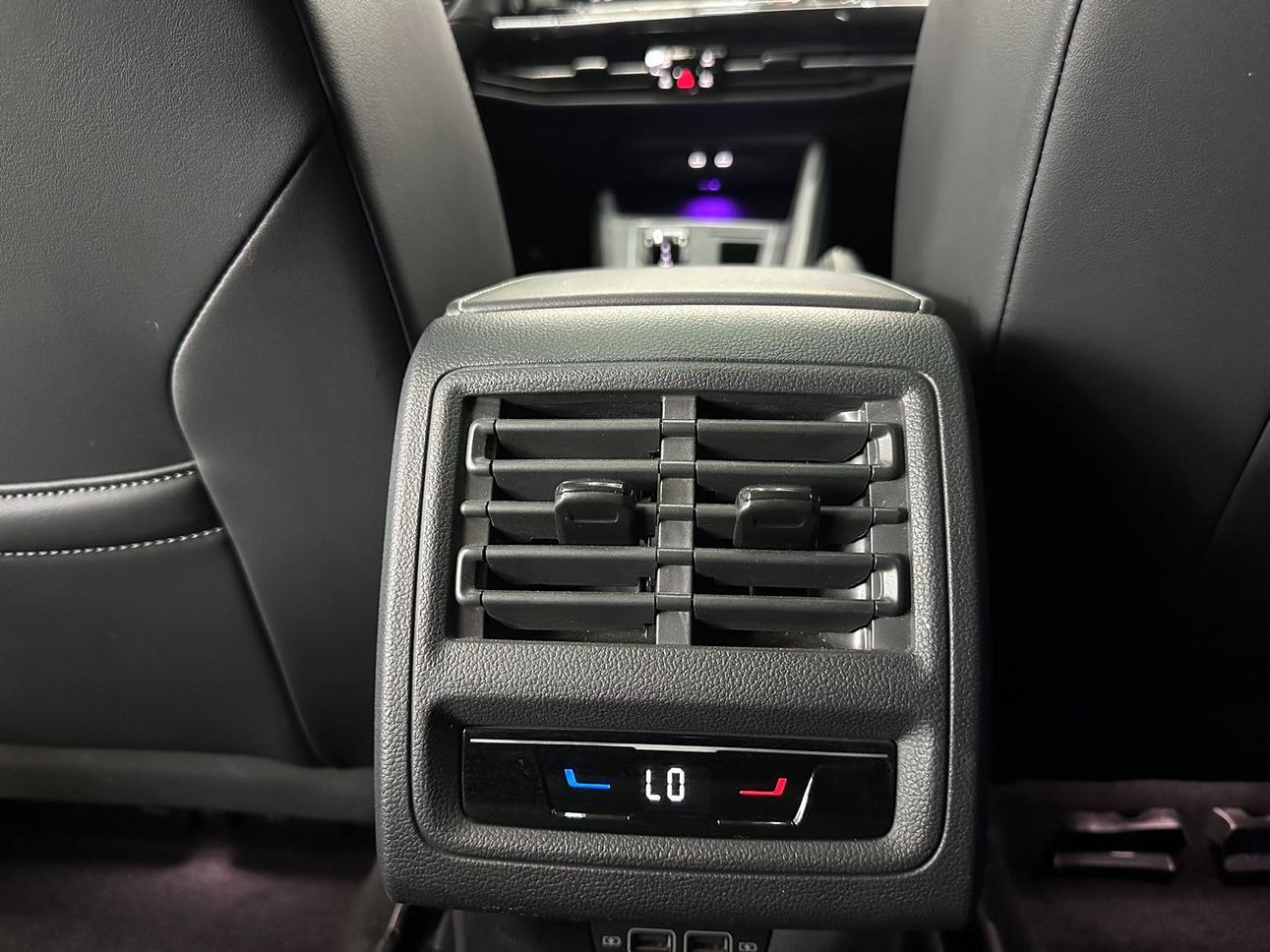 Volkswagen Golf Sportsvan 2023 thumb 9
