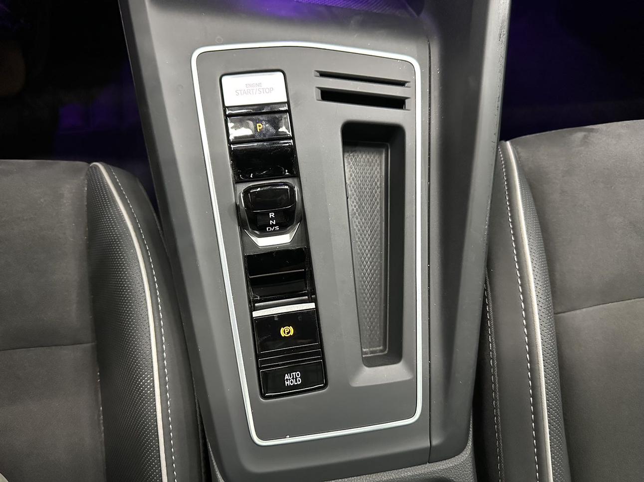 Volkswagen Golf Sportsvan 2023 thumb 12